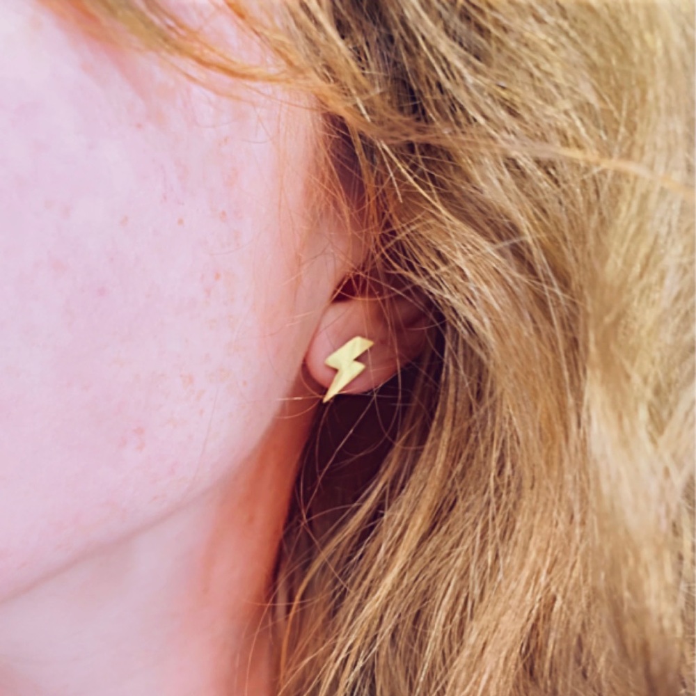 18k Gold Plated Lightening Bolt Stud Earrings - Picture 1 of 9